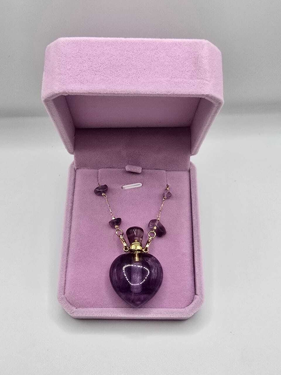 قلادة الأماثيست